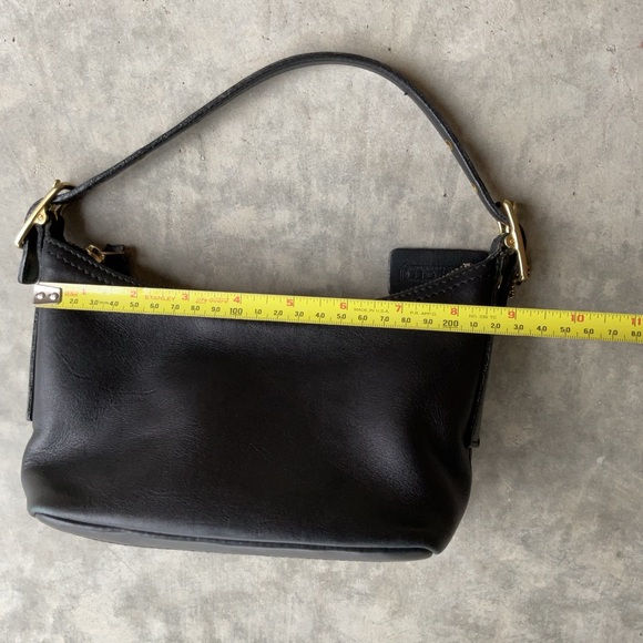 Vintage COACH Black Leather Demi Baguette Bag 9844 - Picture 11 of 16